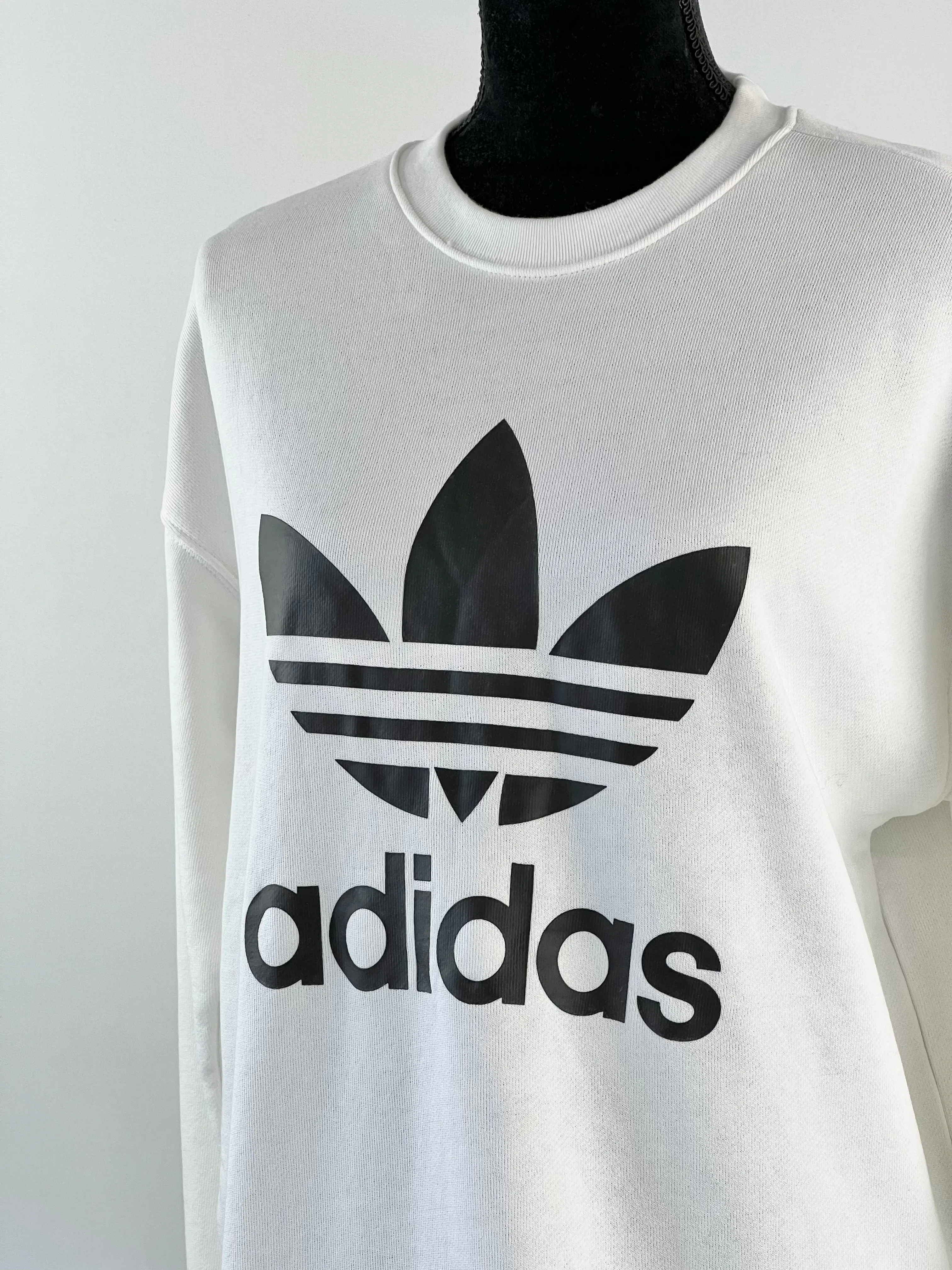 Adidas White Trefoil Crew Neck Sweater NWT - AU8