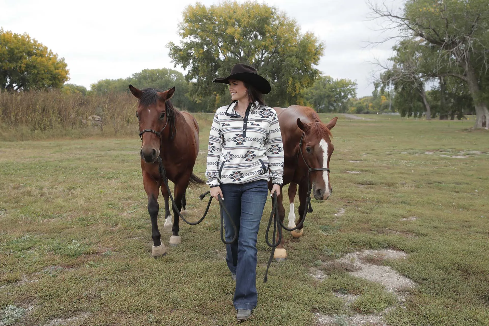 Cinch Cream Southwestern Print Fleece Pullover