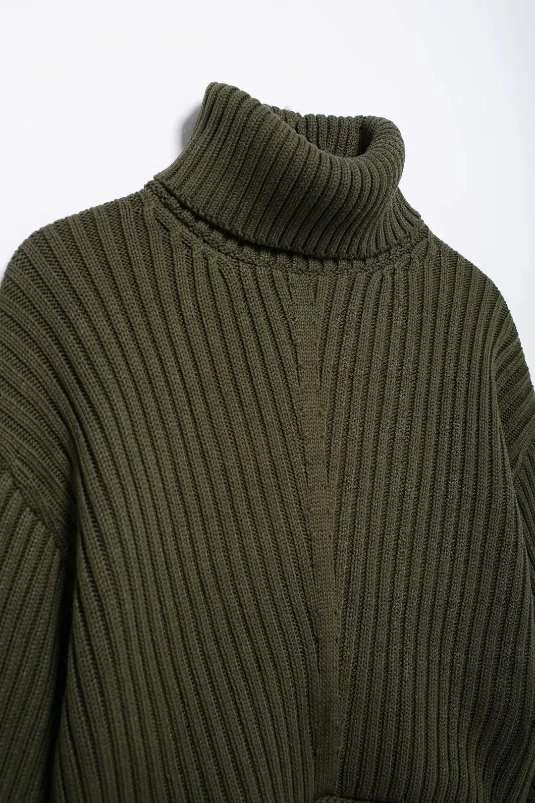 Clary Cropped Turtleneck Sweater