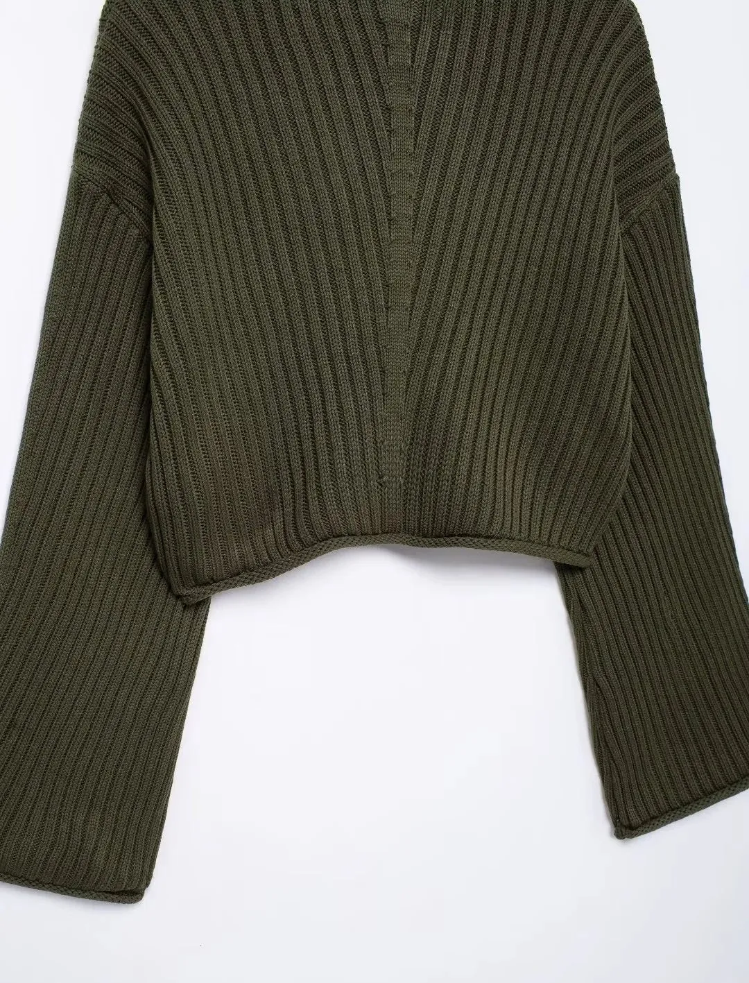 Clary Cropped Turtleneck Sweater