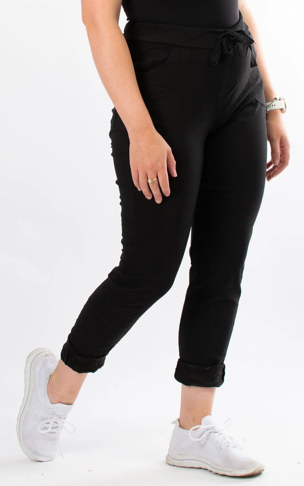 Crinkle Magic Joggers | Black