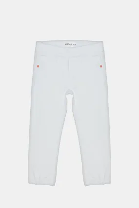 Infant Girls White Solid Jeggings