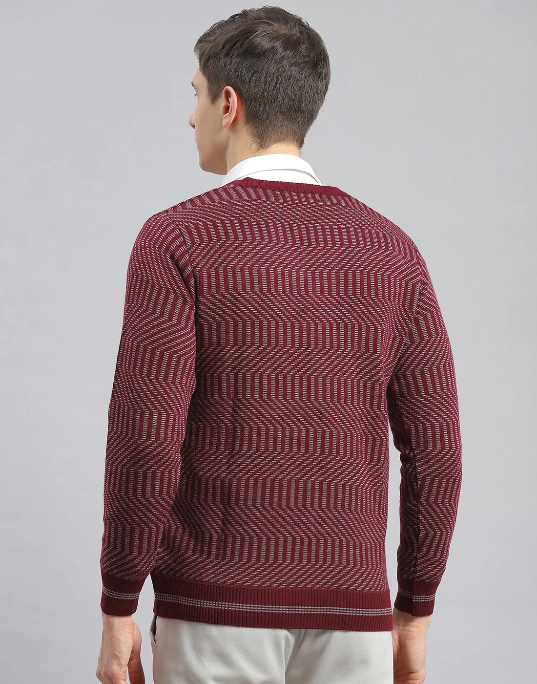 Men Maroon Self Design V Neck Full Sleeve Pullover