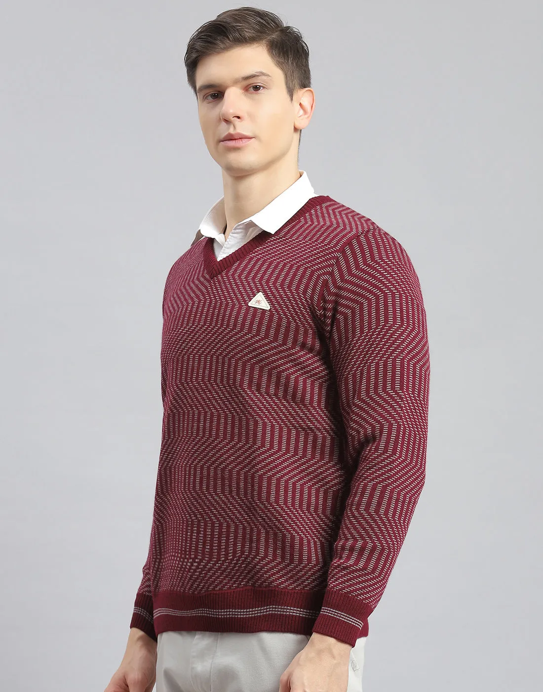 Men Maroon Self Design V Neck Full Sleeve Pullover