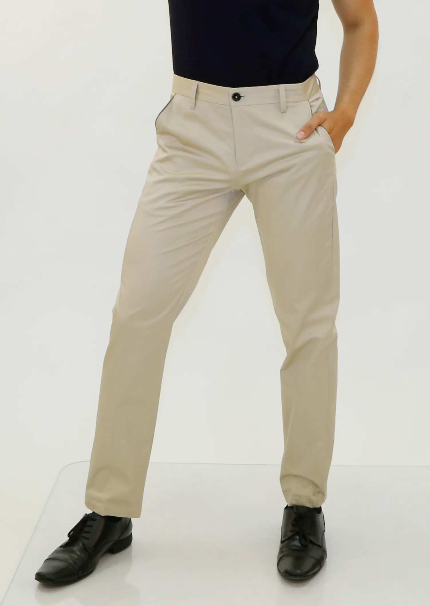 Men's Essentials Dress Pants Khaki