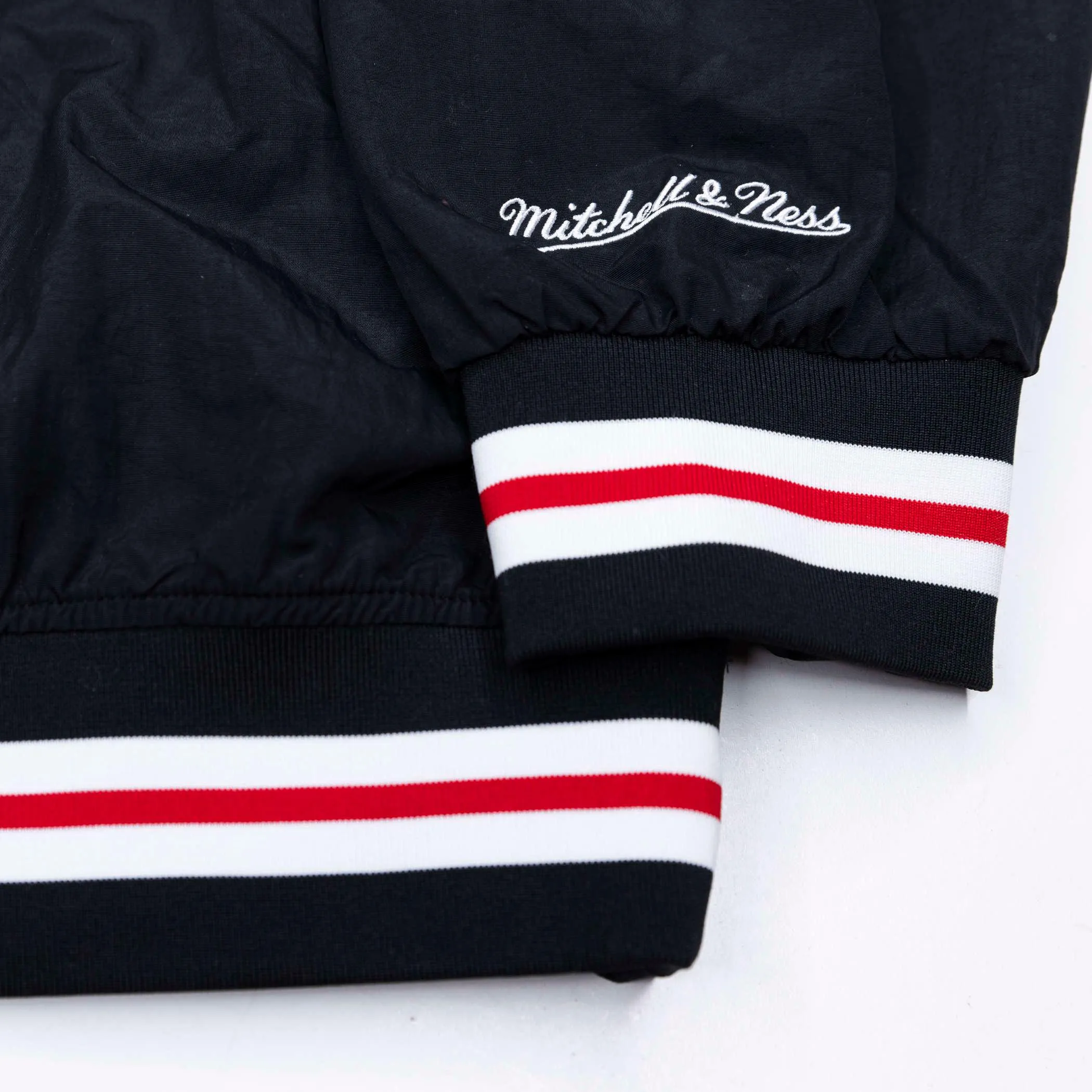 Mitchell & Ness Vintage Logo Nylon Pullover