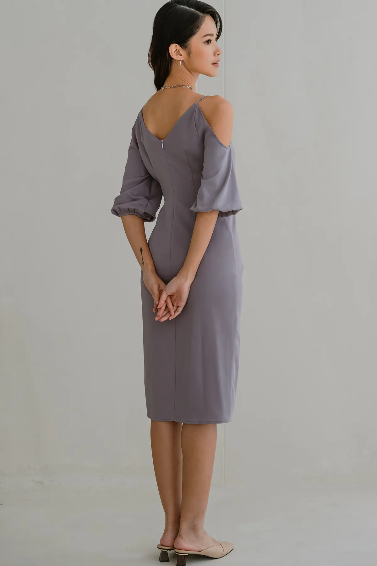 Tulip Cold Shoulder Midi Dress (Lavender)