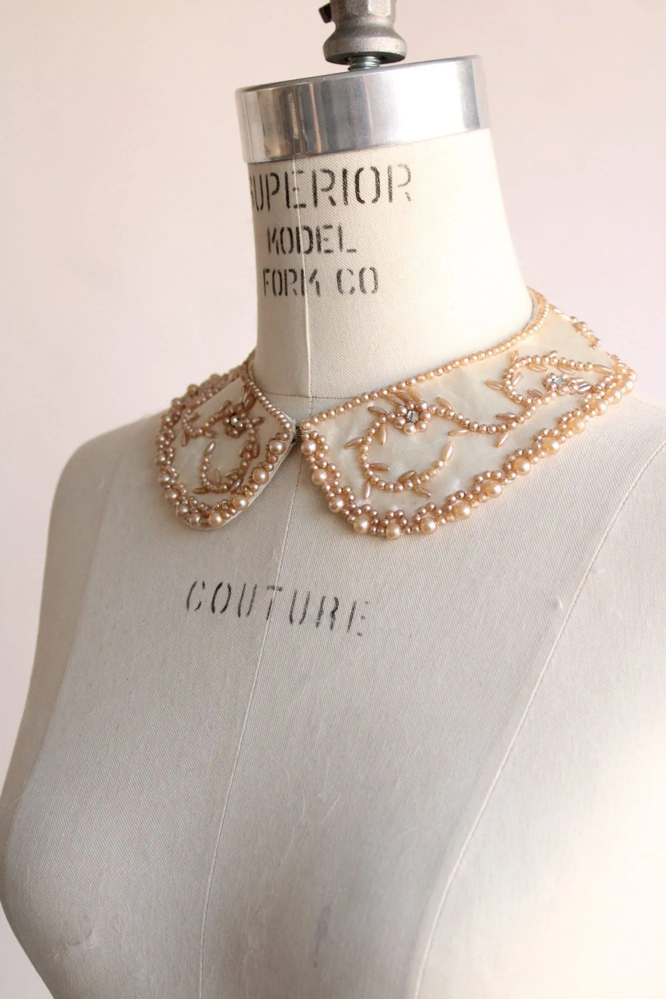 Vintage 1950s Faux Pearl Collar